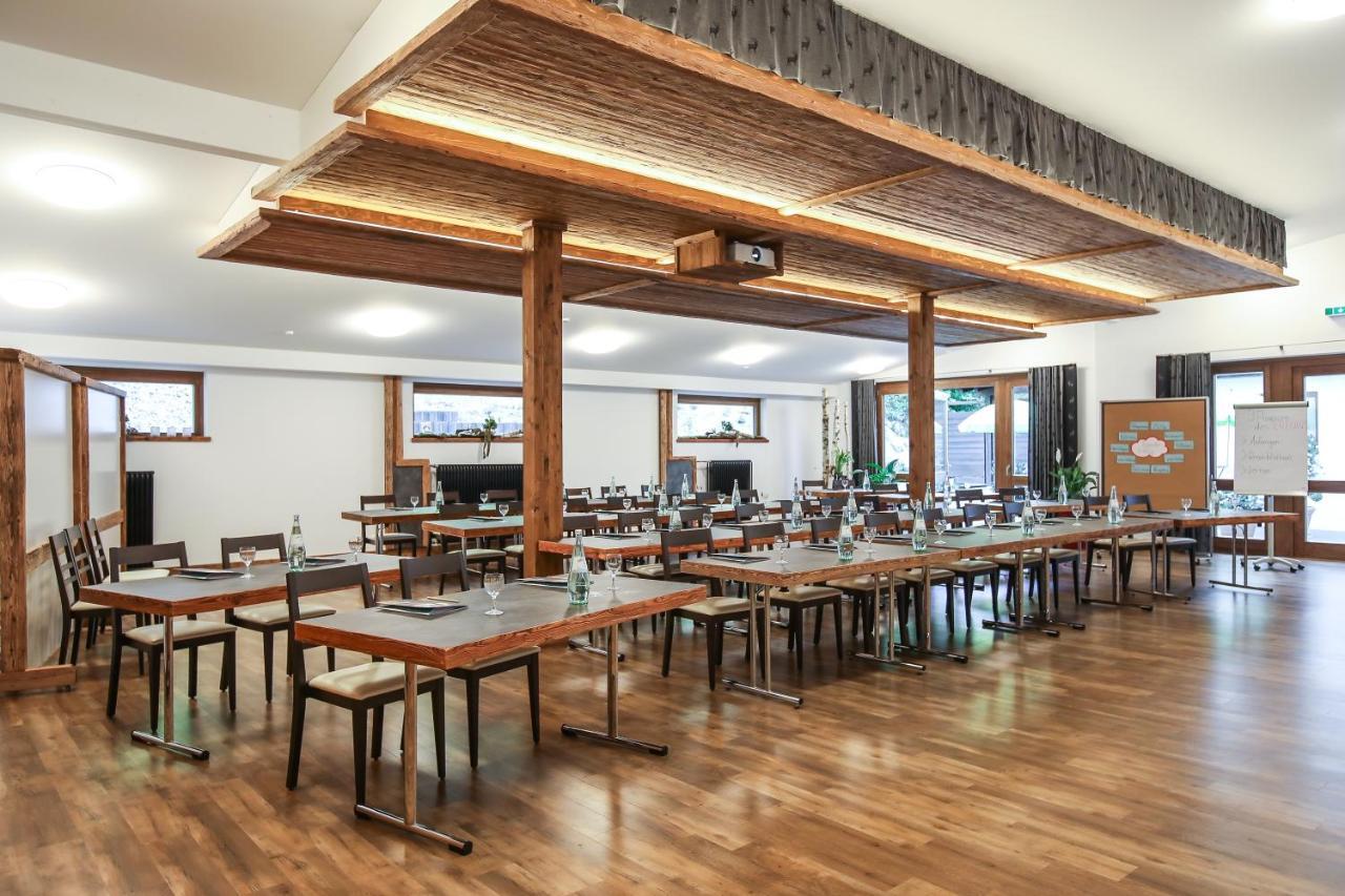 Aktivital Hotel Бад Грисбах Екстериор снимка