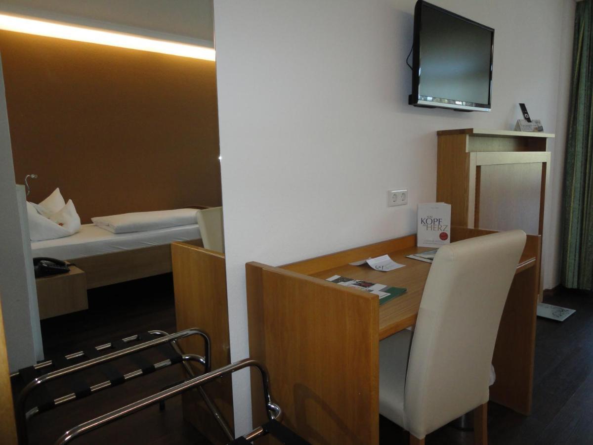 Aktivital Hotel Бад Грисбах Екстериор снимка